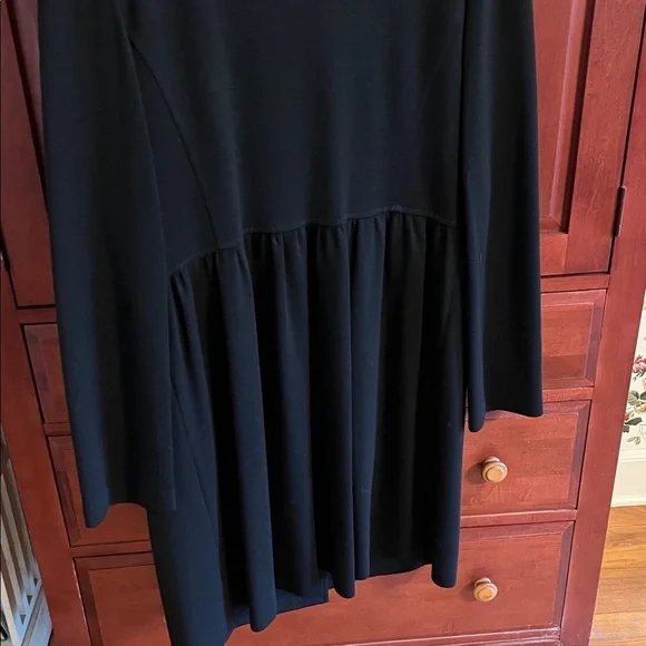 St. John Black long jacket with Gold Buttons - Picture 5 of 7